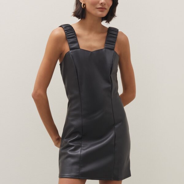 Vestido Curto Alça Franzida de Pu - Preto